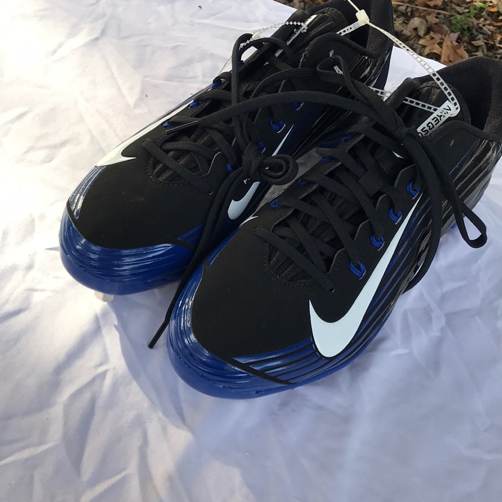 *BRAND NEW* w/o tags! Nike Metal Cleats